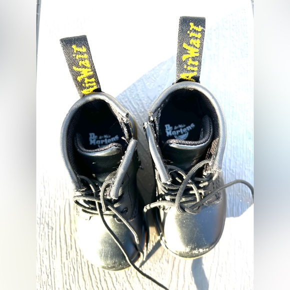 Dr Martens Toddlers Boots sz 6 - Picture 4 of 10